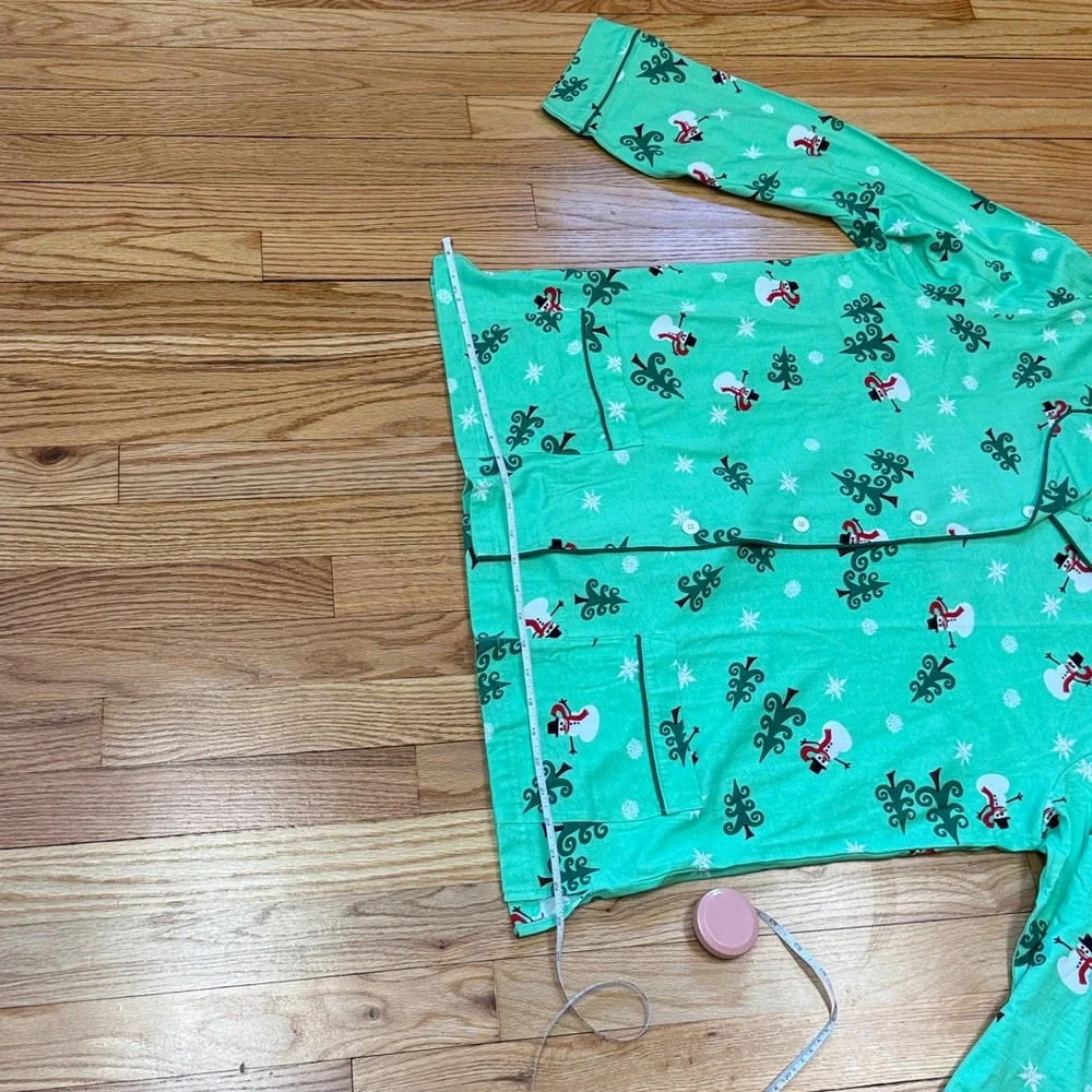 Pajamagram Womens Christmas Pajamas Set Green Holiday Large NWT - Picture 9 of 13